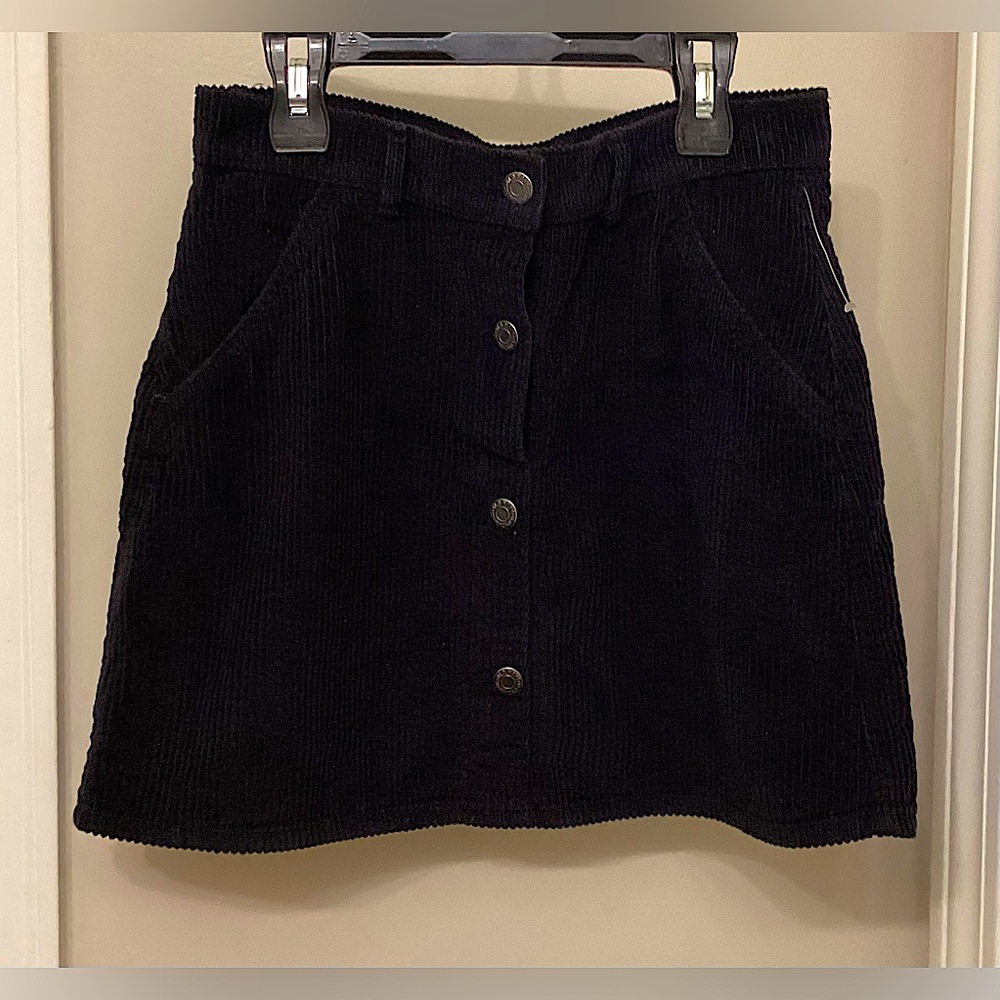 NWOT Girls Old Navy Black Ribbed Corduroy Skirt